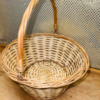 Vanilla Round Handled Wicker Basket