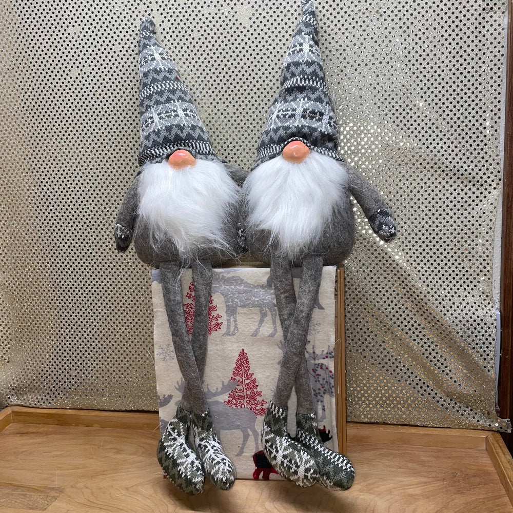 Gnome sitter w/legs Grey Nordic