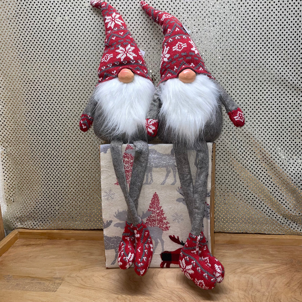 Gnome sitter w/legs Red Nordic Hat