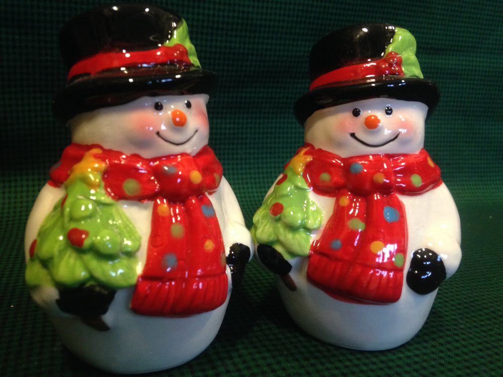 Holly Snowman S&P Set