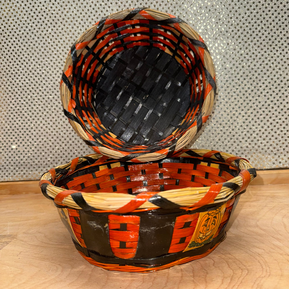 Round Bamboo Basket - Pumpkins and Witches