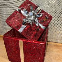 
              Red Glitter Present Wire Basket
            