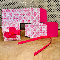 
              Small Heart Candy Box
            