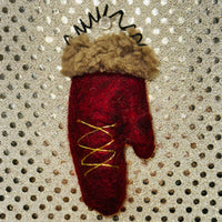 Primitive Mitten Ornament