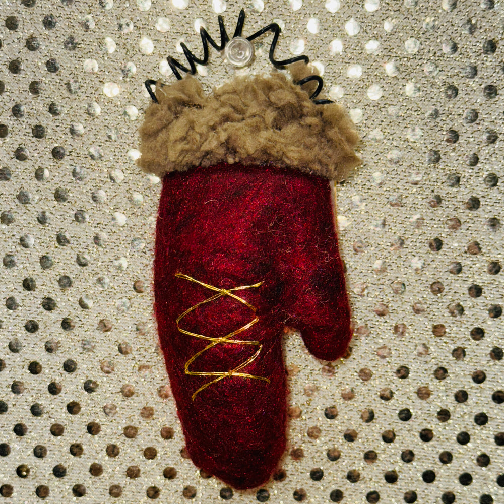 Primitive Mitten Ornament
