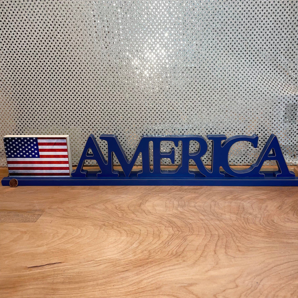 American Standing Table Decor